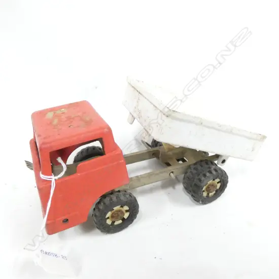 FUN HO TIPPER TRUCK L. 215MM AGE WEAR & TEAR